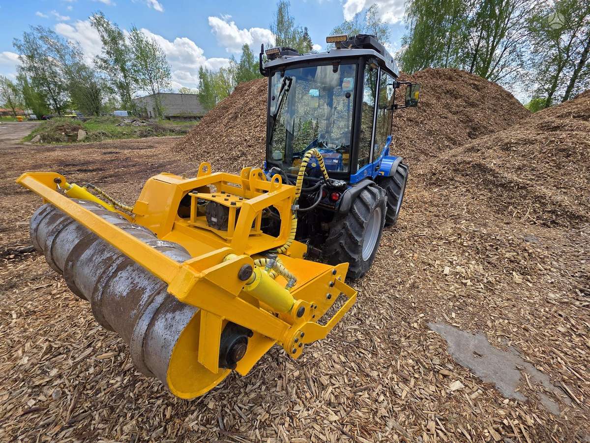-Kita- BCS volcan 950AR, tractors