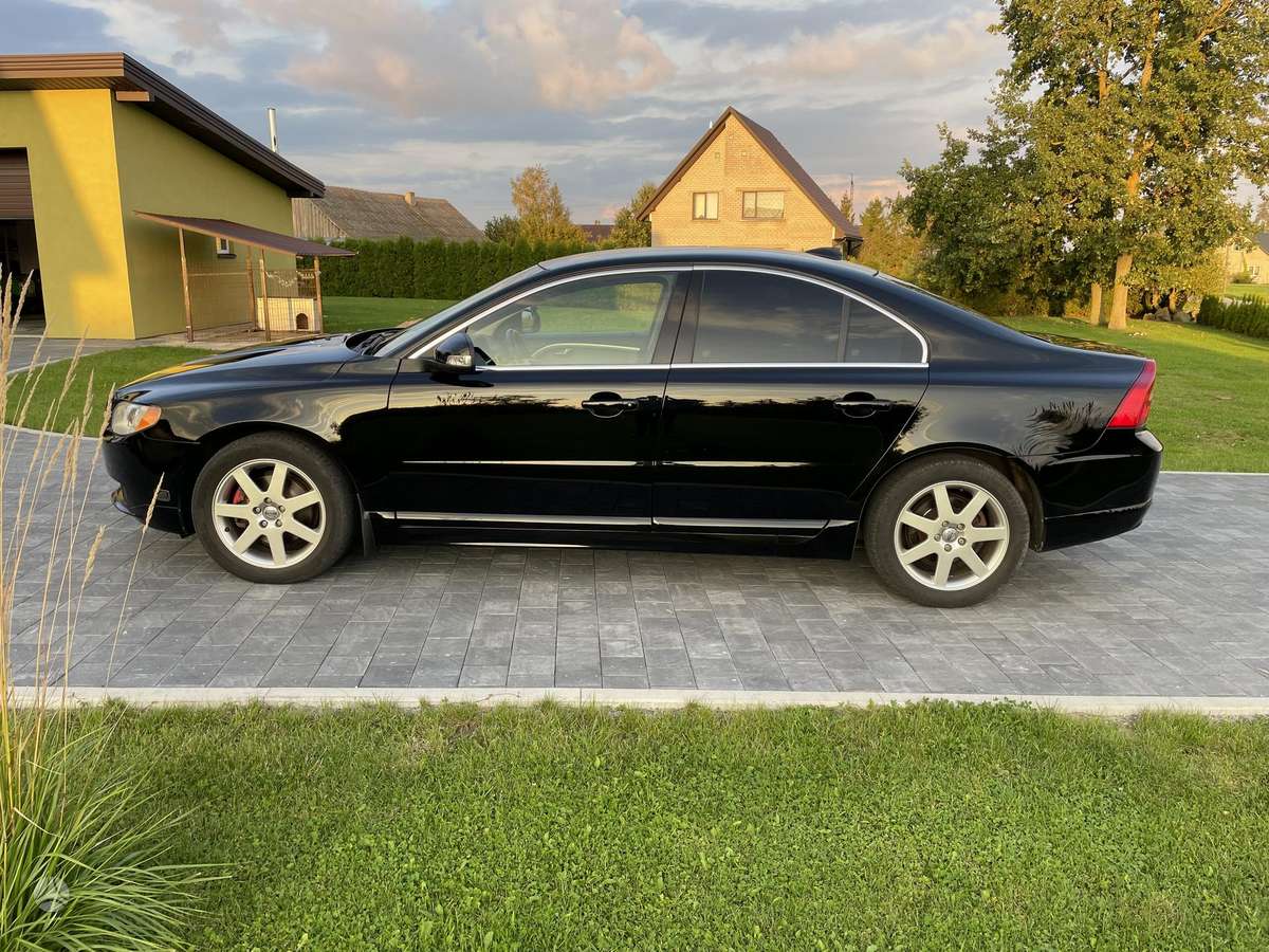 Volvo S80, 2.4 l., Седан