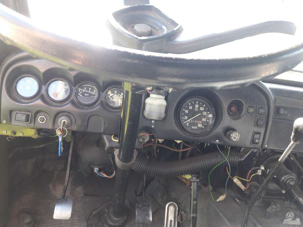 UAZ 3303, 2.9 l., Внедорожник / Кроссовер