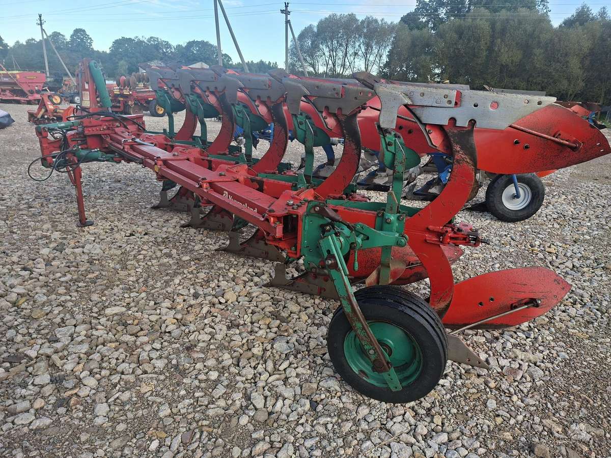 Kverneland ES 80-200-28, ploughs