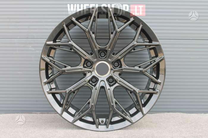 Voxx EU-A1407 Gloss Black, легкосплавные , R17