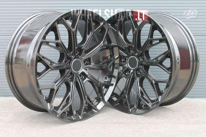 Voxx EU-A1407 Gloss Black, легкосплавные , R17