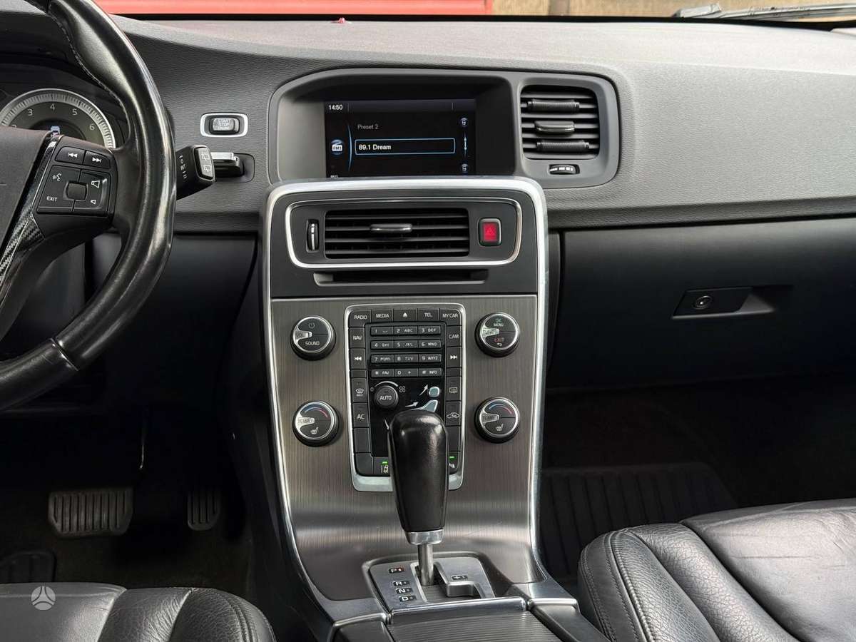 Volvo V60, 1.6 l., wagon