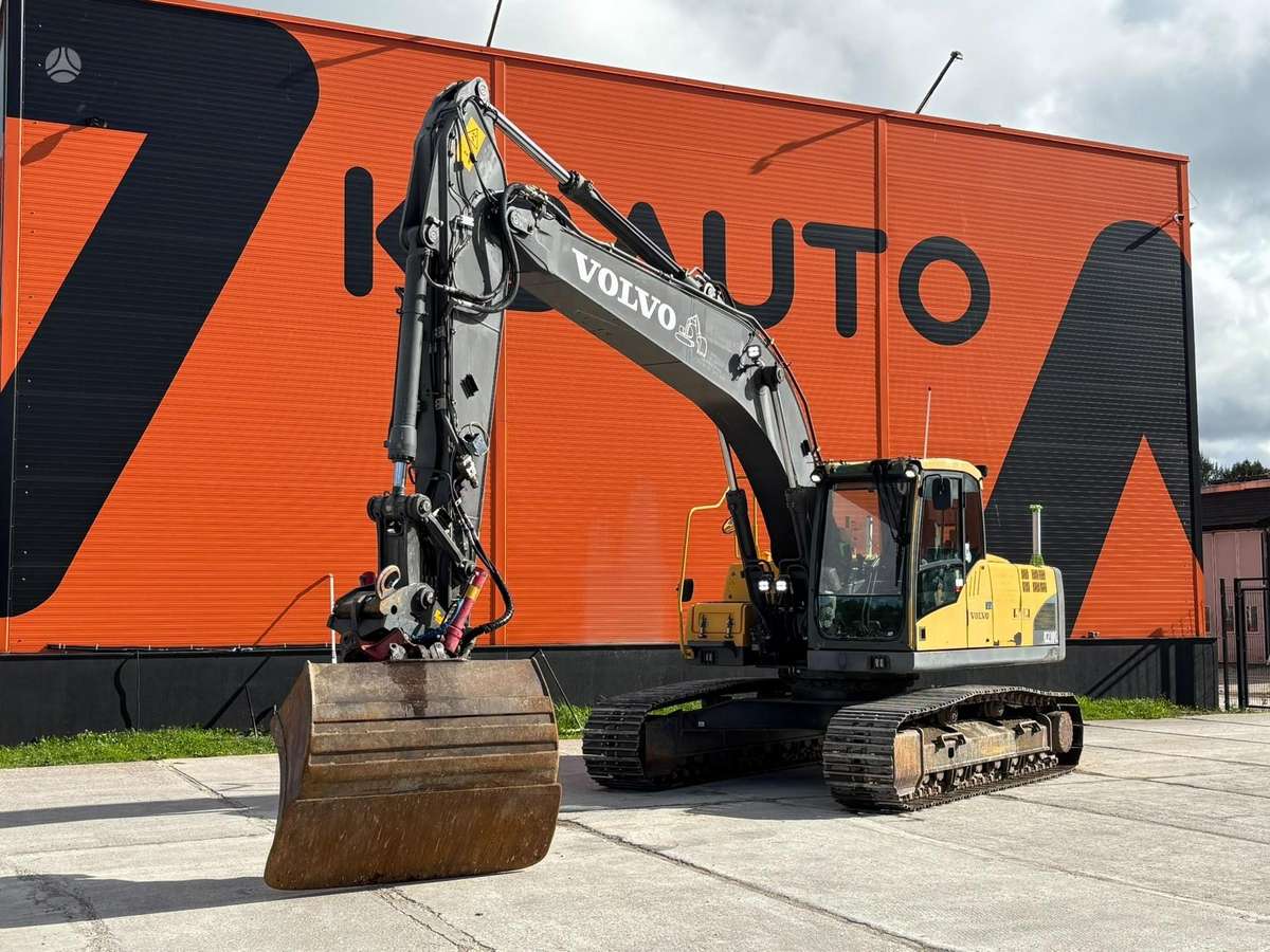 Volvo EC 210 CL, ekskavatoriai