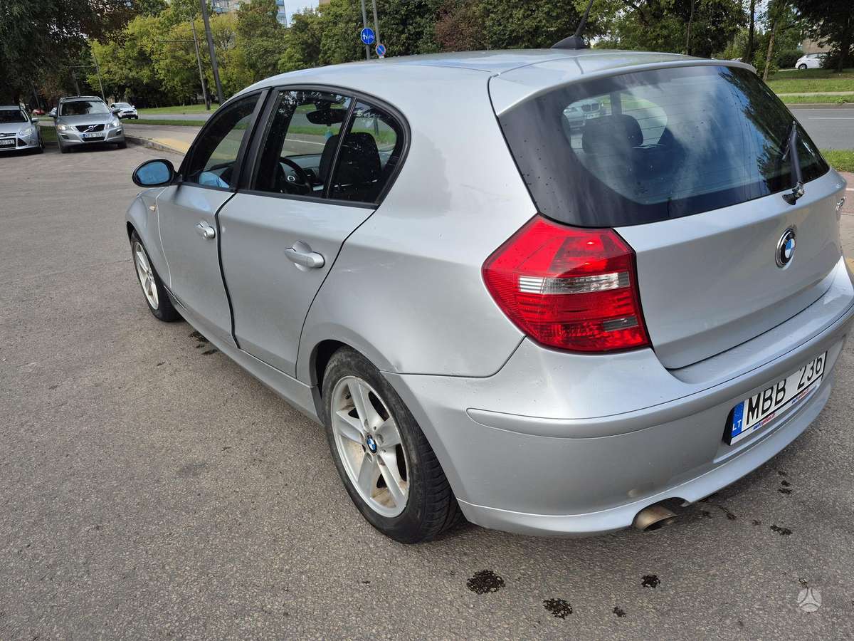 BMW 118, 2.0 l., Хэтчбек
