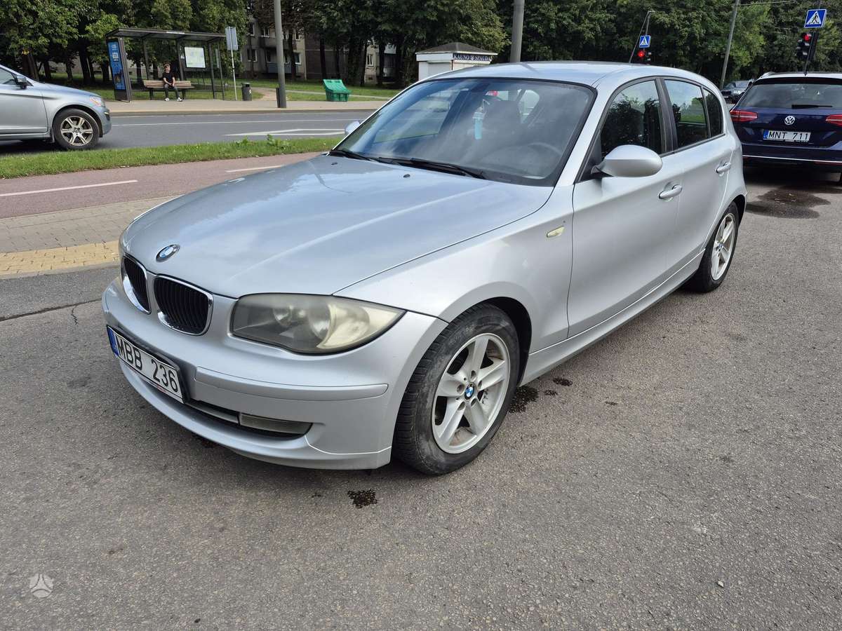 BMW 118, 2.0 l., hatchback