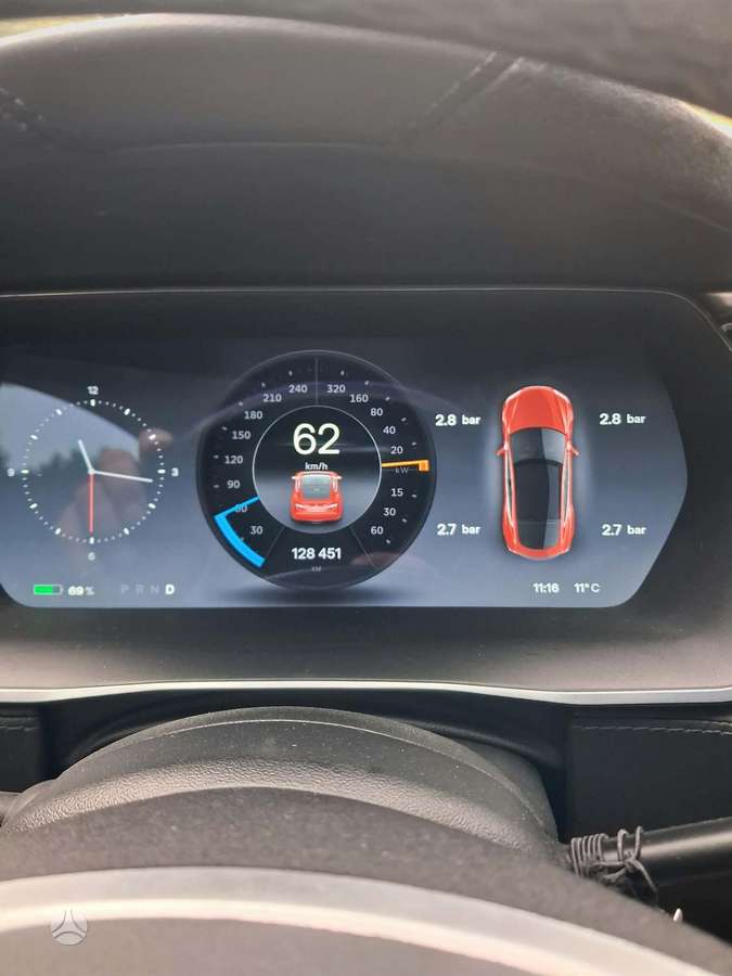 Tesla Model S, 85 кВт·ч, Седан
