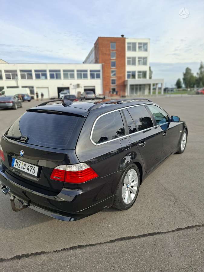 BMW 520, 2.0 l., wagon