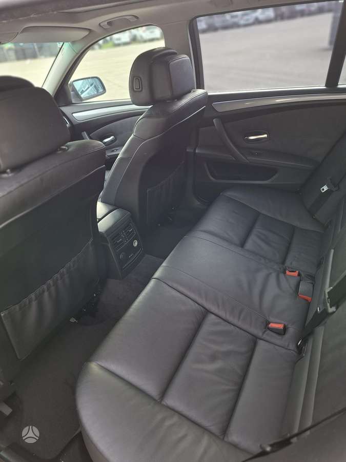 BMW 520, 2.0 l., universalas