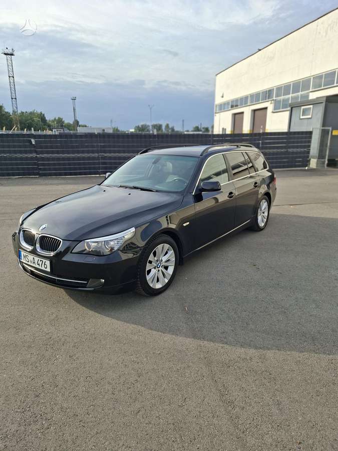 BMW 520, 2.0 l., wagon