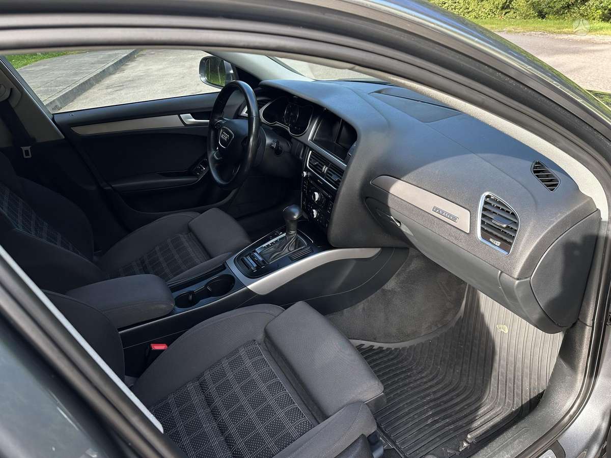 Audi A4, 2.0 l., universalas