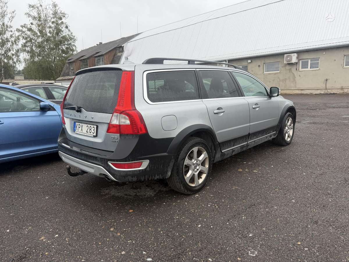 Volvo XC70, 2.4 l., Универсал