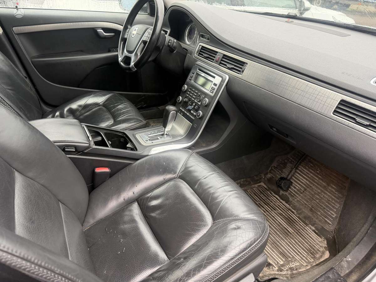 Volvo XC70, 2.4 l., Универсал