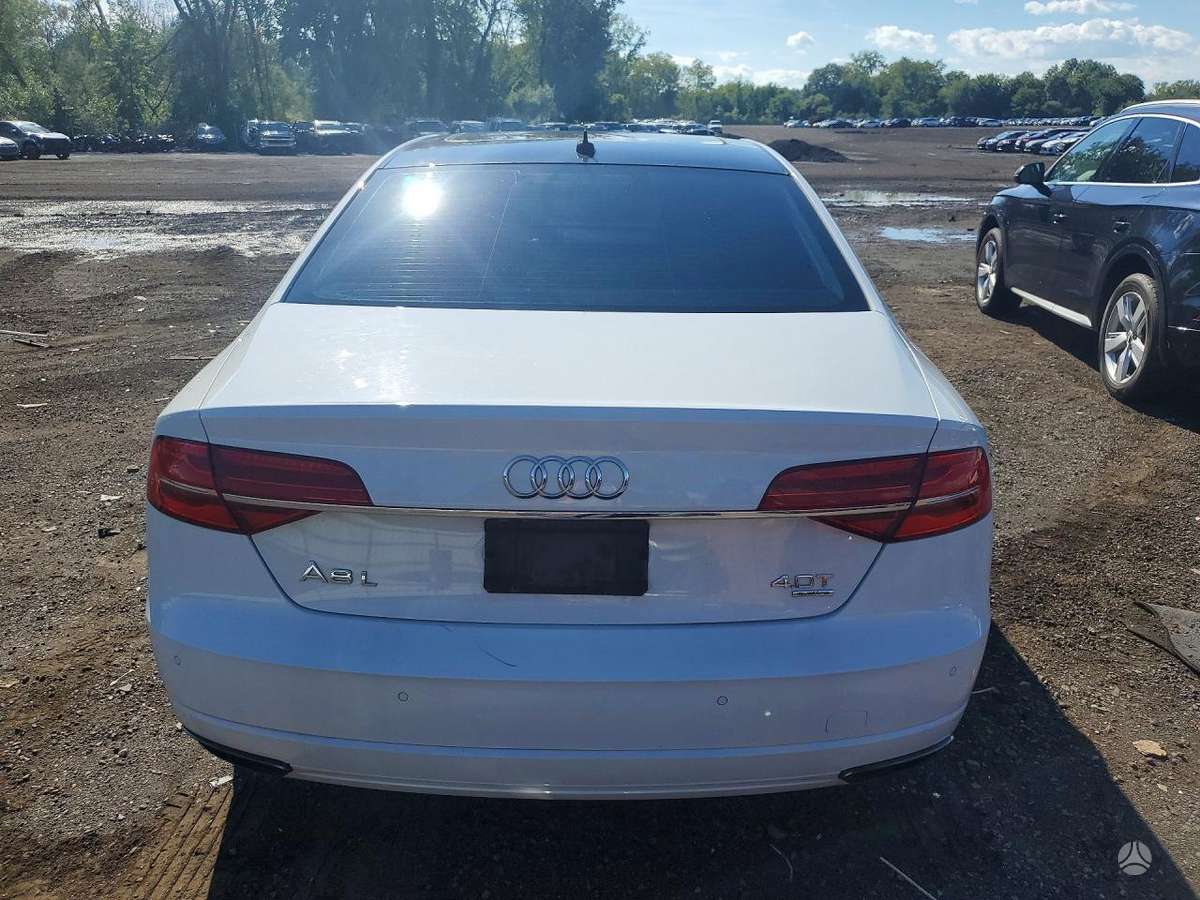 Audi A8 L, 4.0 l., Седан