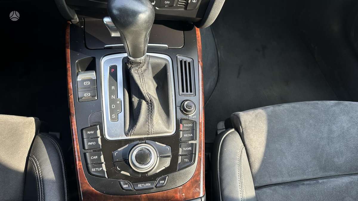 Audi A4, 2.7 l., Седан