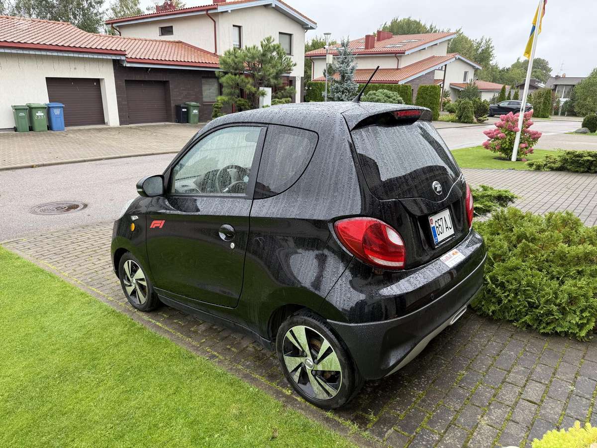 Zhidou D2S, Купе (coupe)