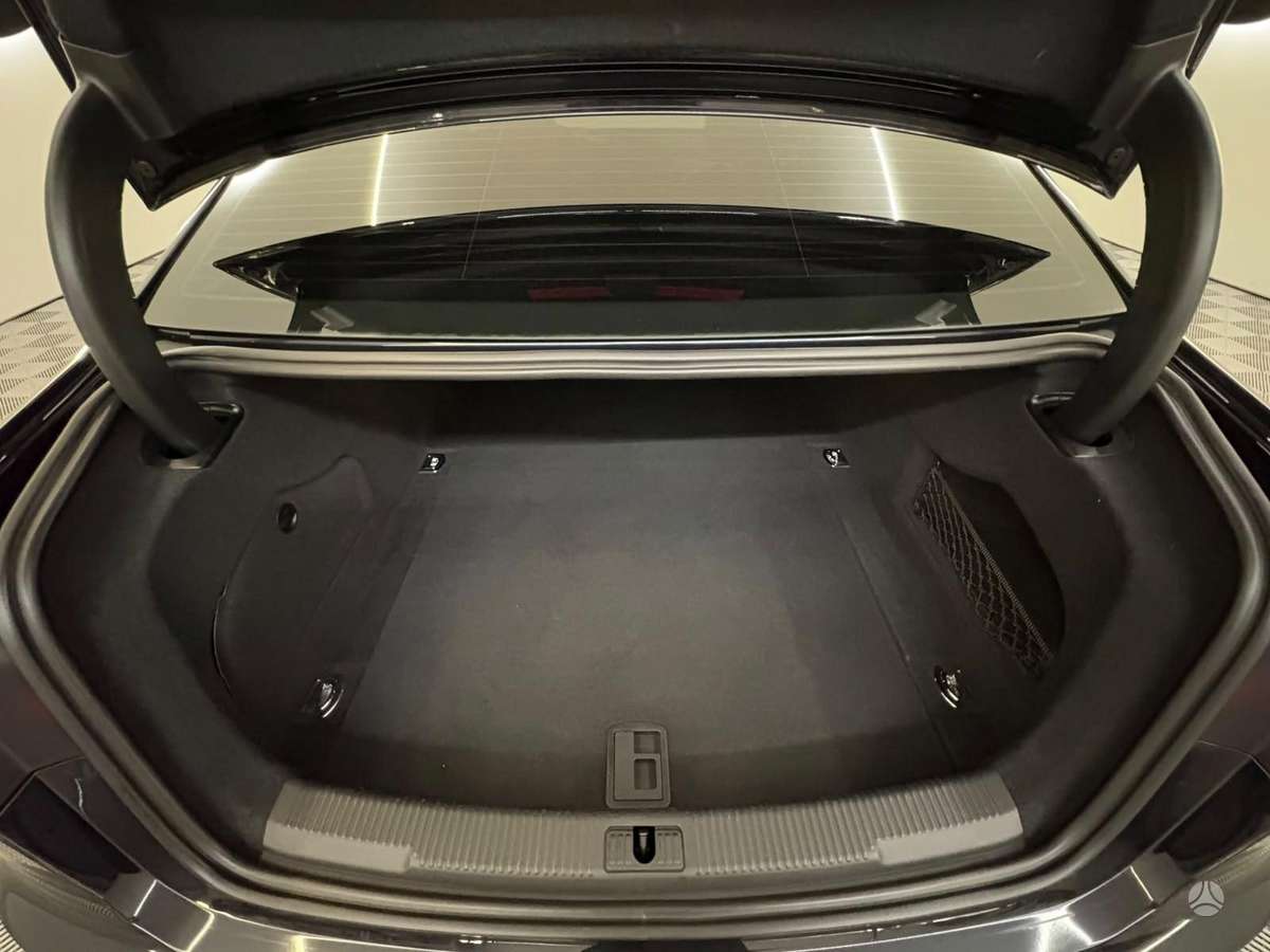 Audi A6, 3.0 l., Седан
