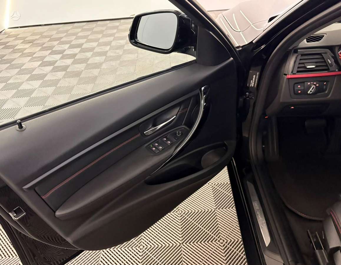 BMW 335, 3.0 l., Универсал
