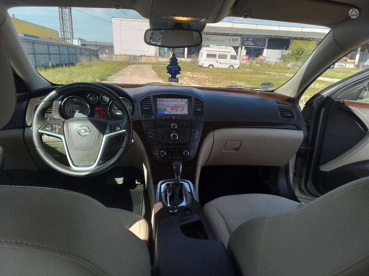 Opel Insignia, 2.0 l., Хэтчбек