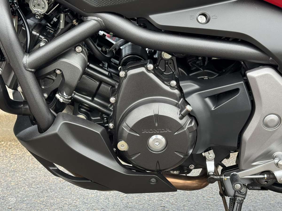 Honda NC 750cc, street / classic