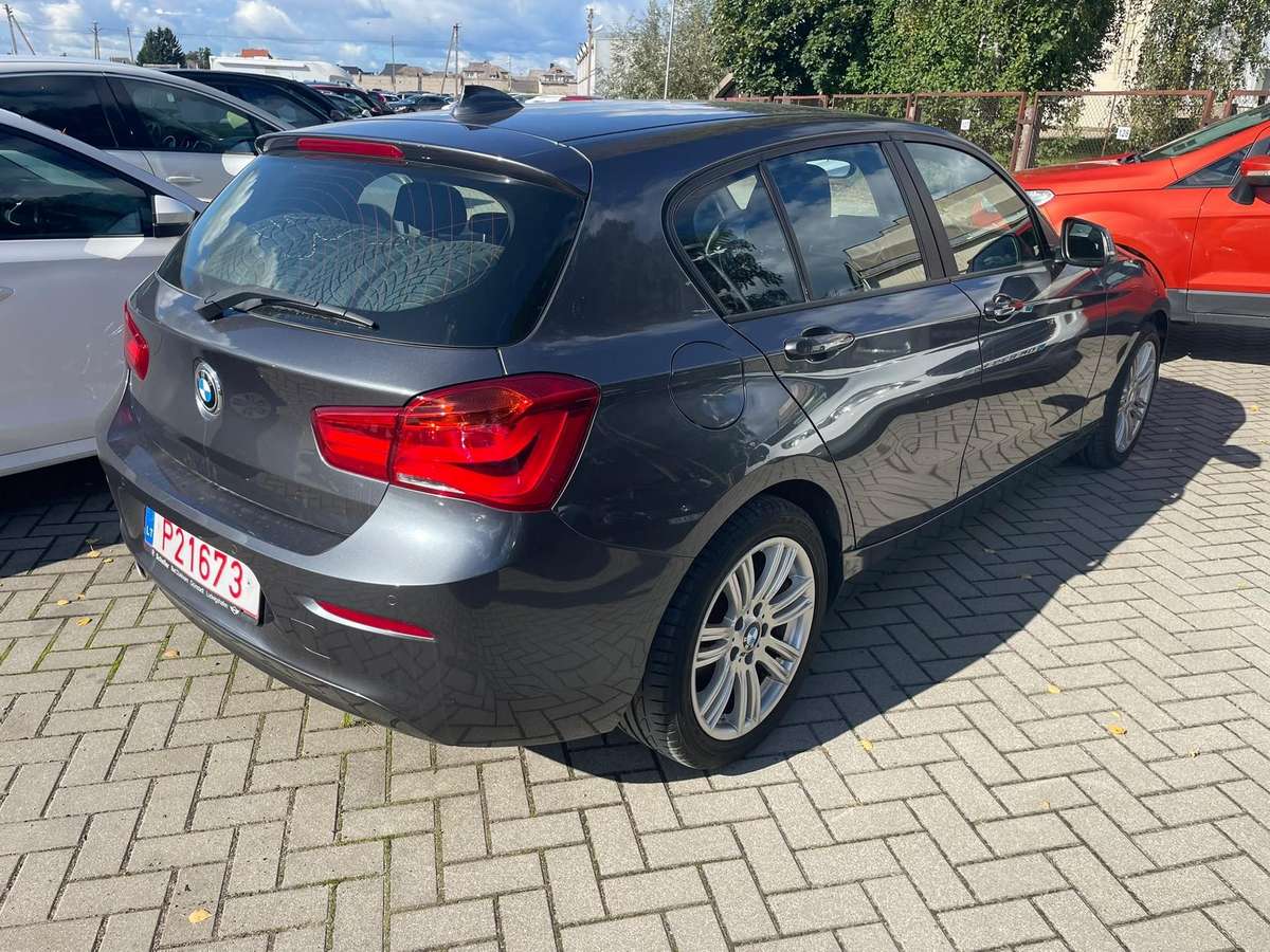BMW 118, 1.5 l., Хэтчбек