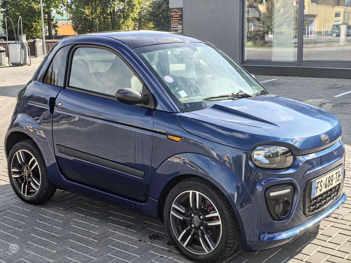 Microcar DUE, 0.5 l., Хэтчбек