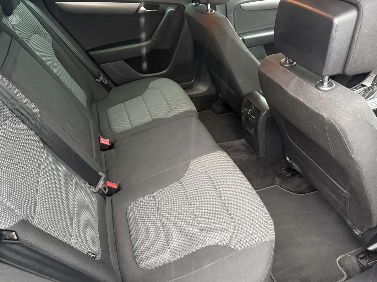 Volkswagen Passat, 1.4 l., Универсал