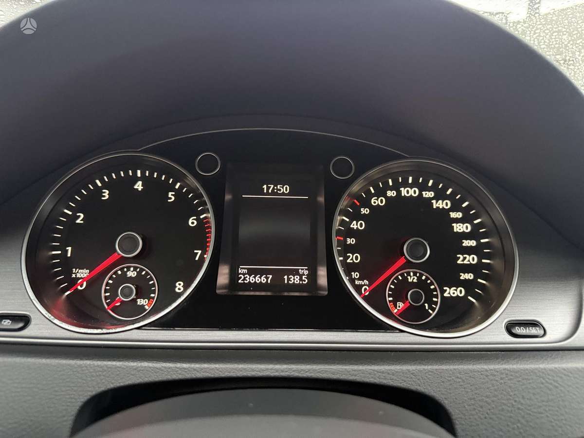 Volkswagen Passat, 1.4 l., Универсал