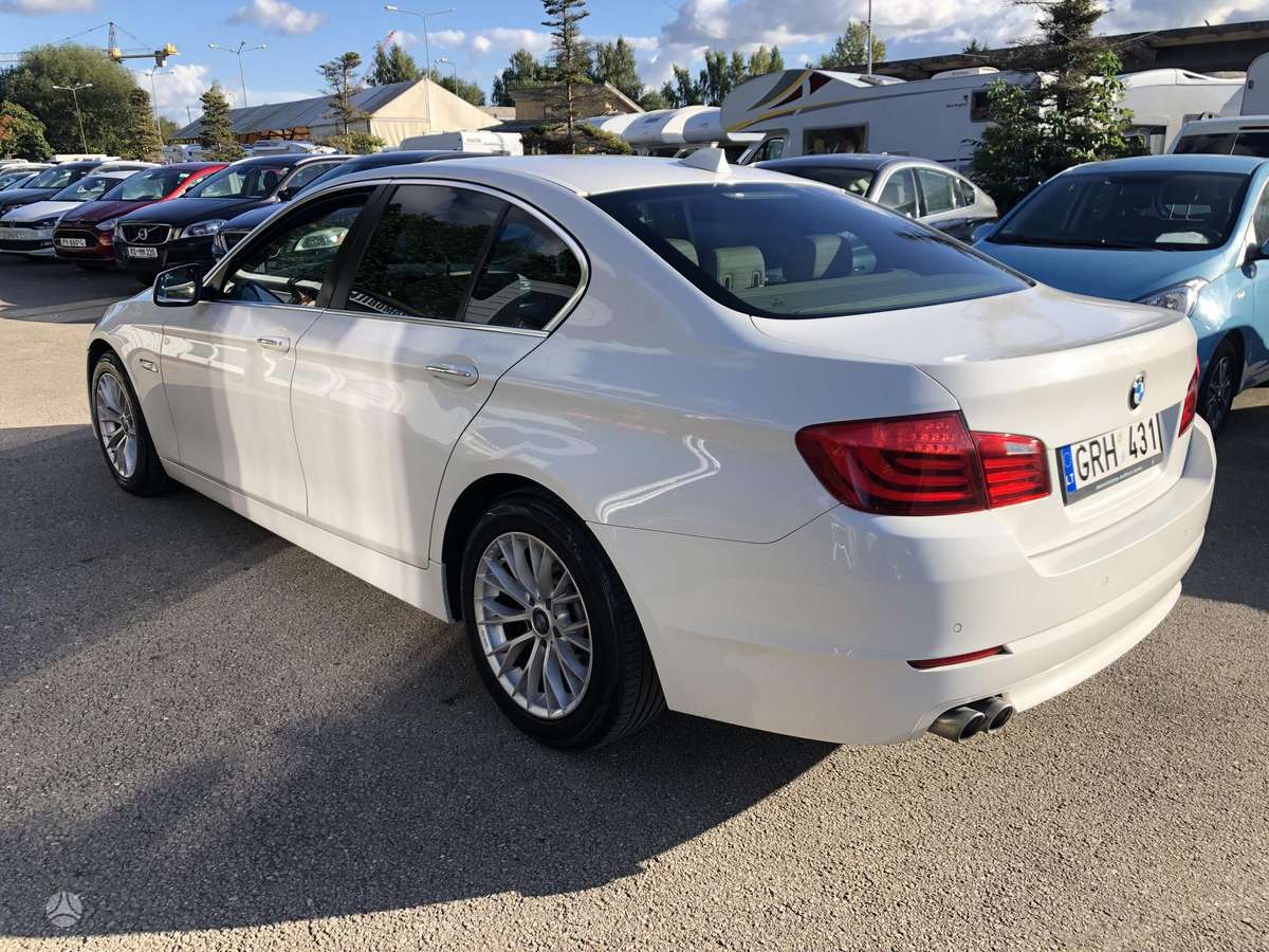 BMW 520, 2.0 l., Седан