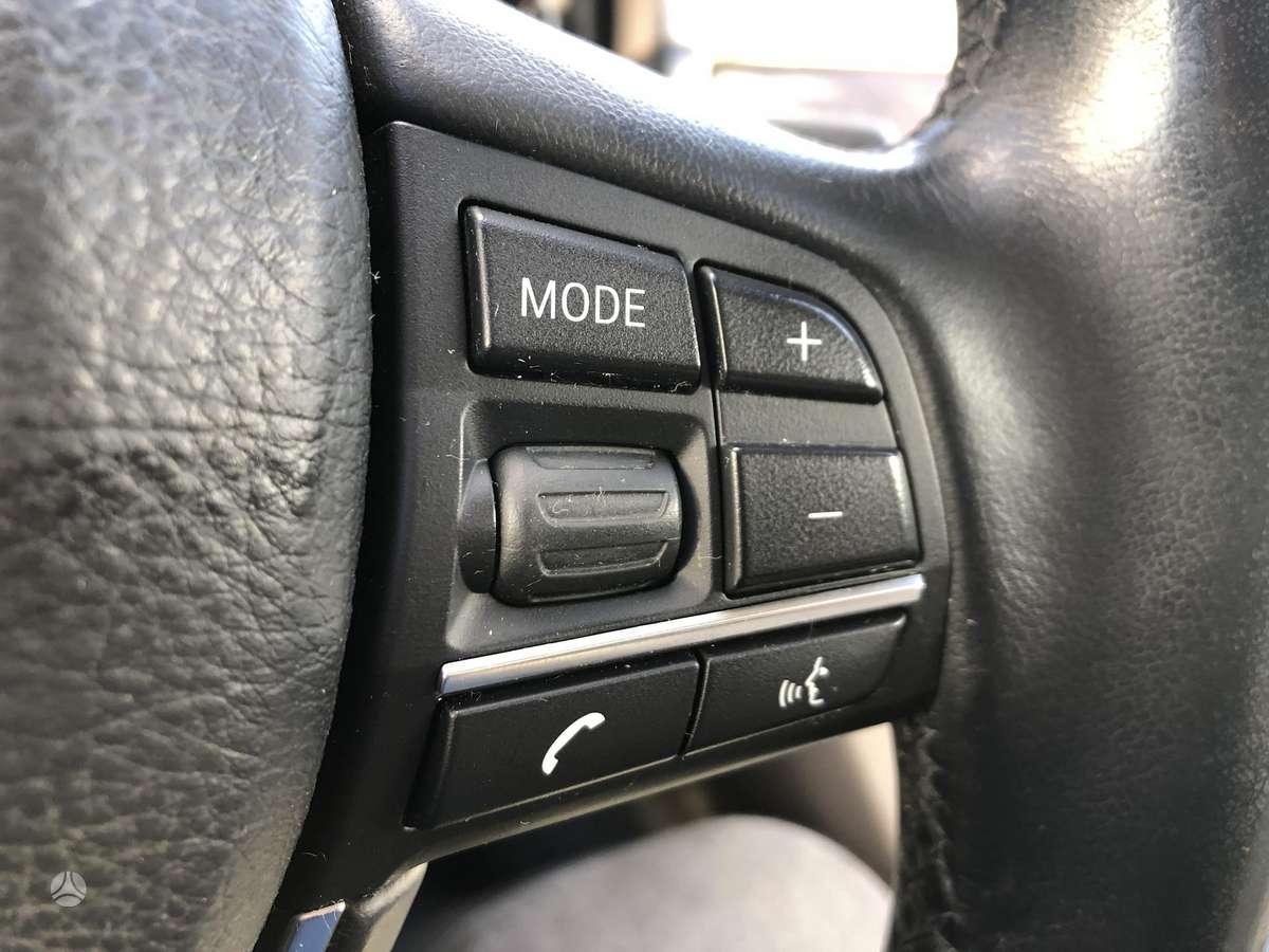 BMW 520, 2.0 l., Седан
