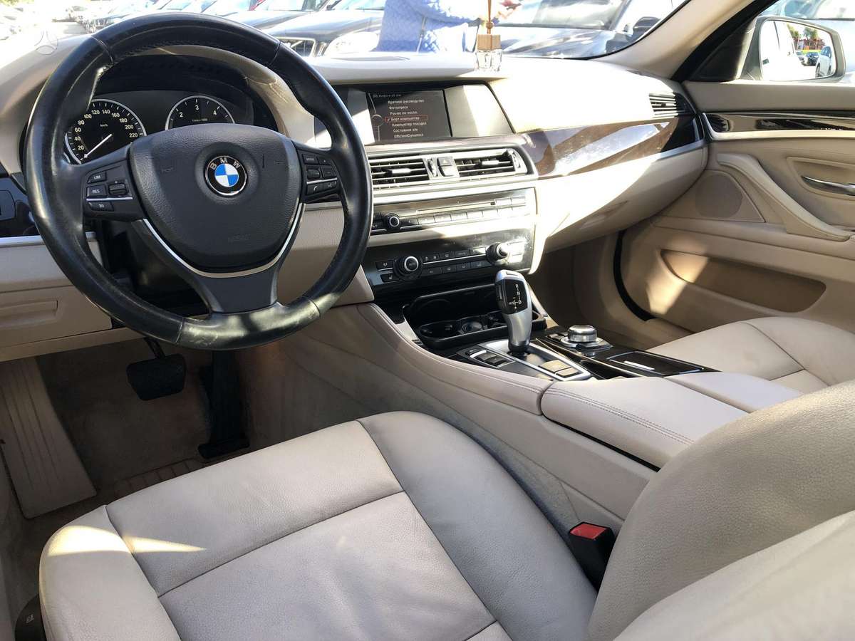 BMW 520, 2.0 l., Седан