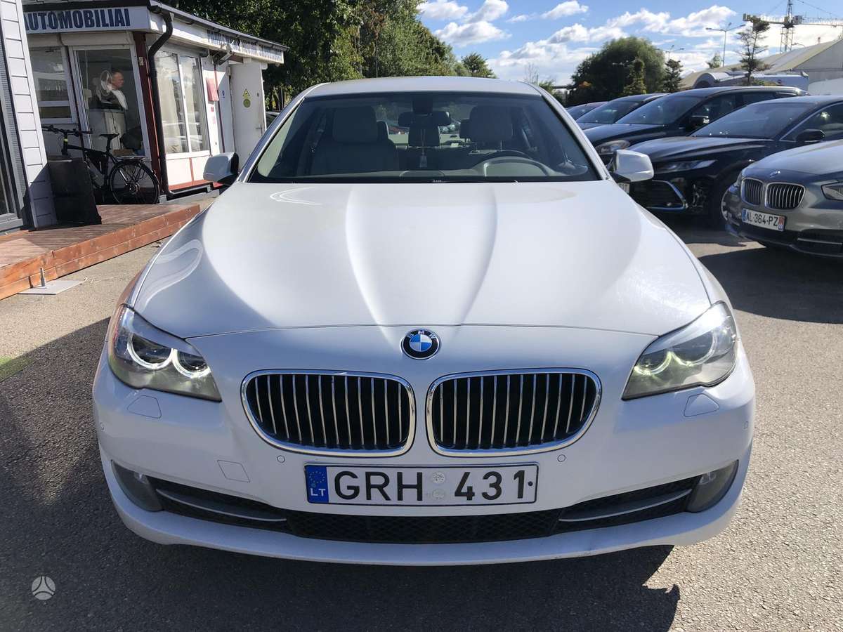 BMW 520, 2.0 l., Седан
