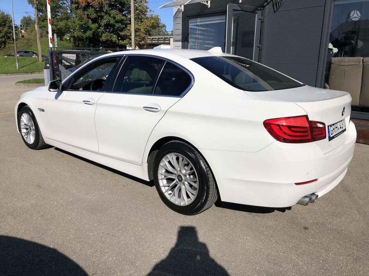 BMW 520, 2.0 l., Седан