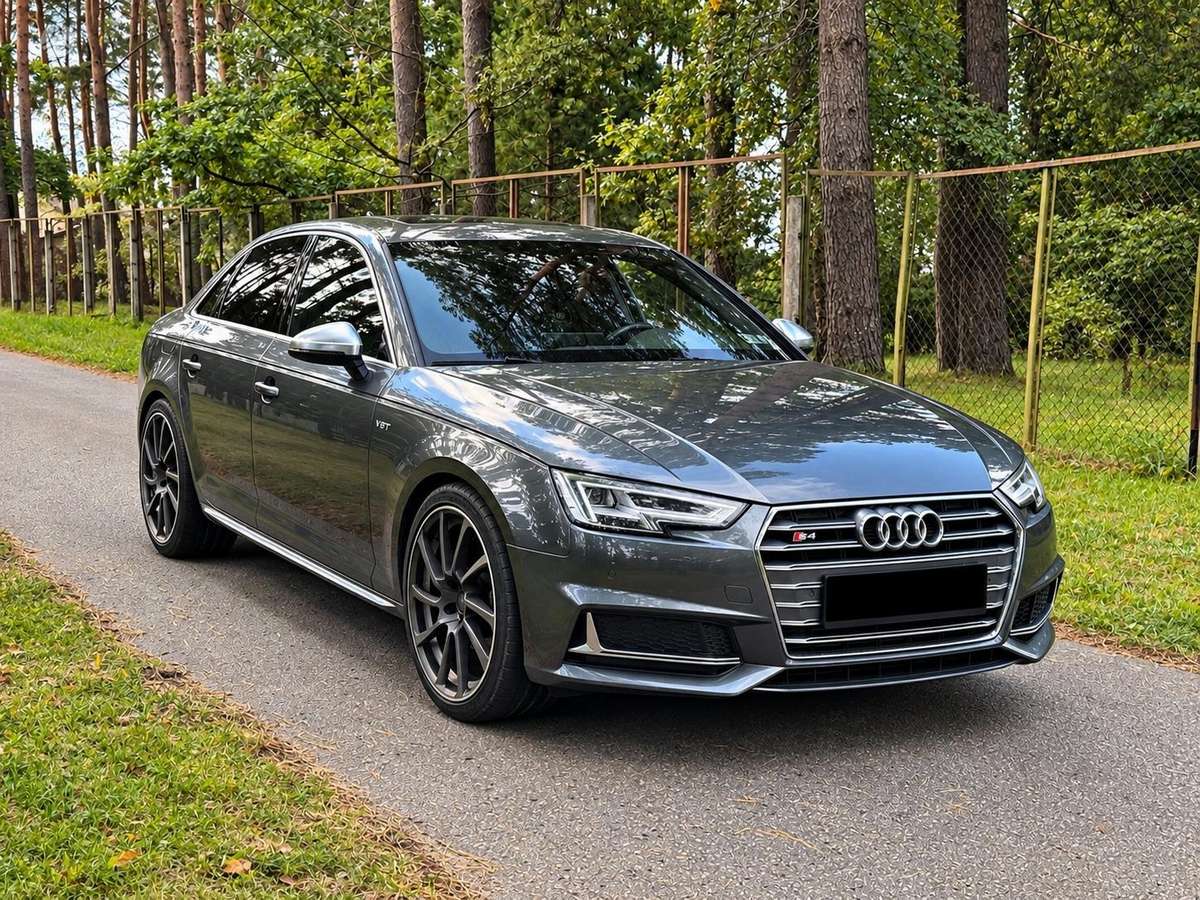Audi S4, 3.0 l., Седан