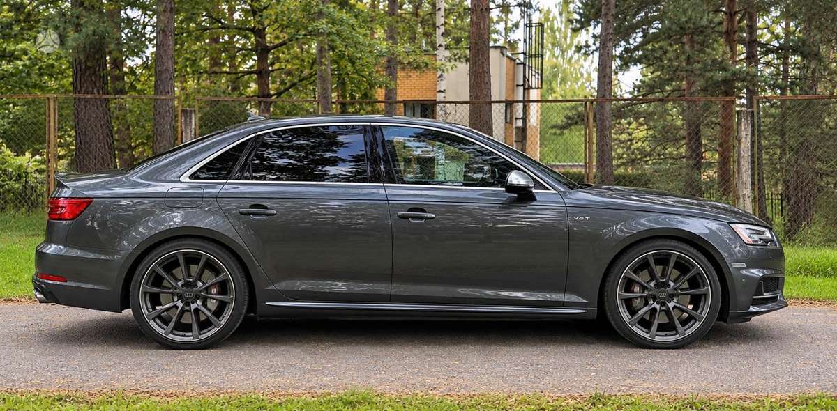 Audi S4, 3.0 l., Седан