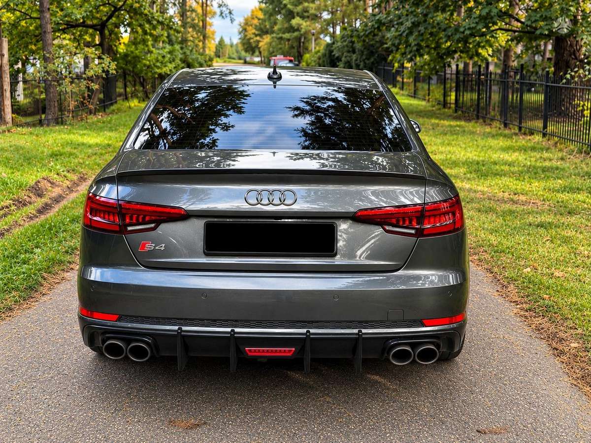 Audi S4, 3.0 l., Седан