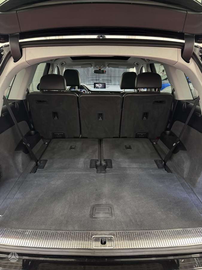 Audi Q7, 3.0 l., Внедорожник / Кроссовер