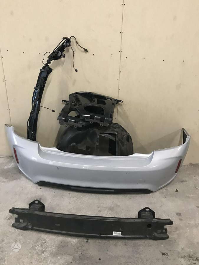 BMW M2 kėbulo dalys