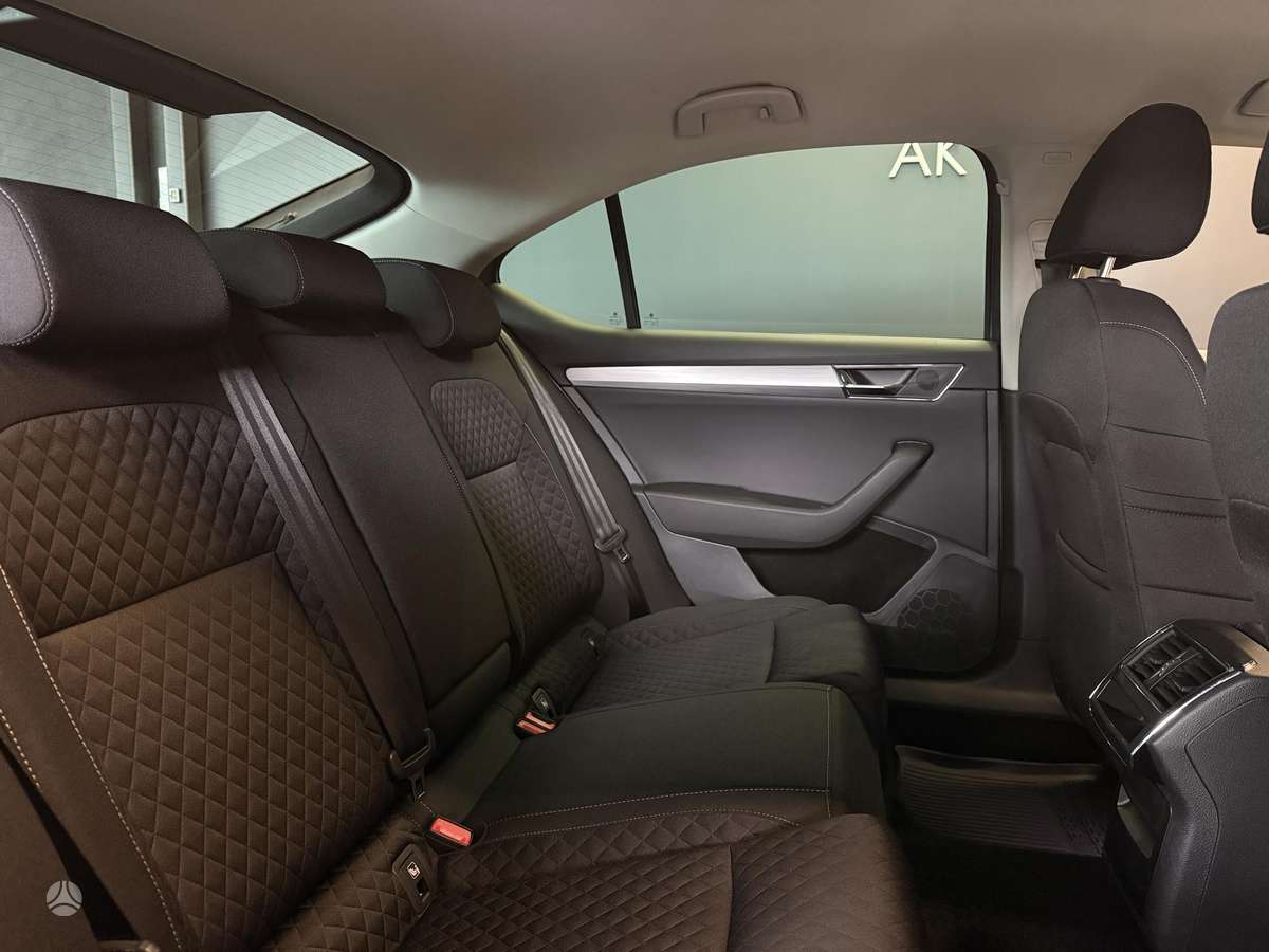 Skoda Superb, 2.0 l., hatchback