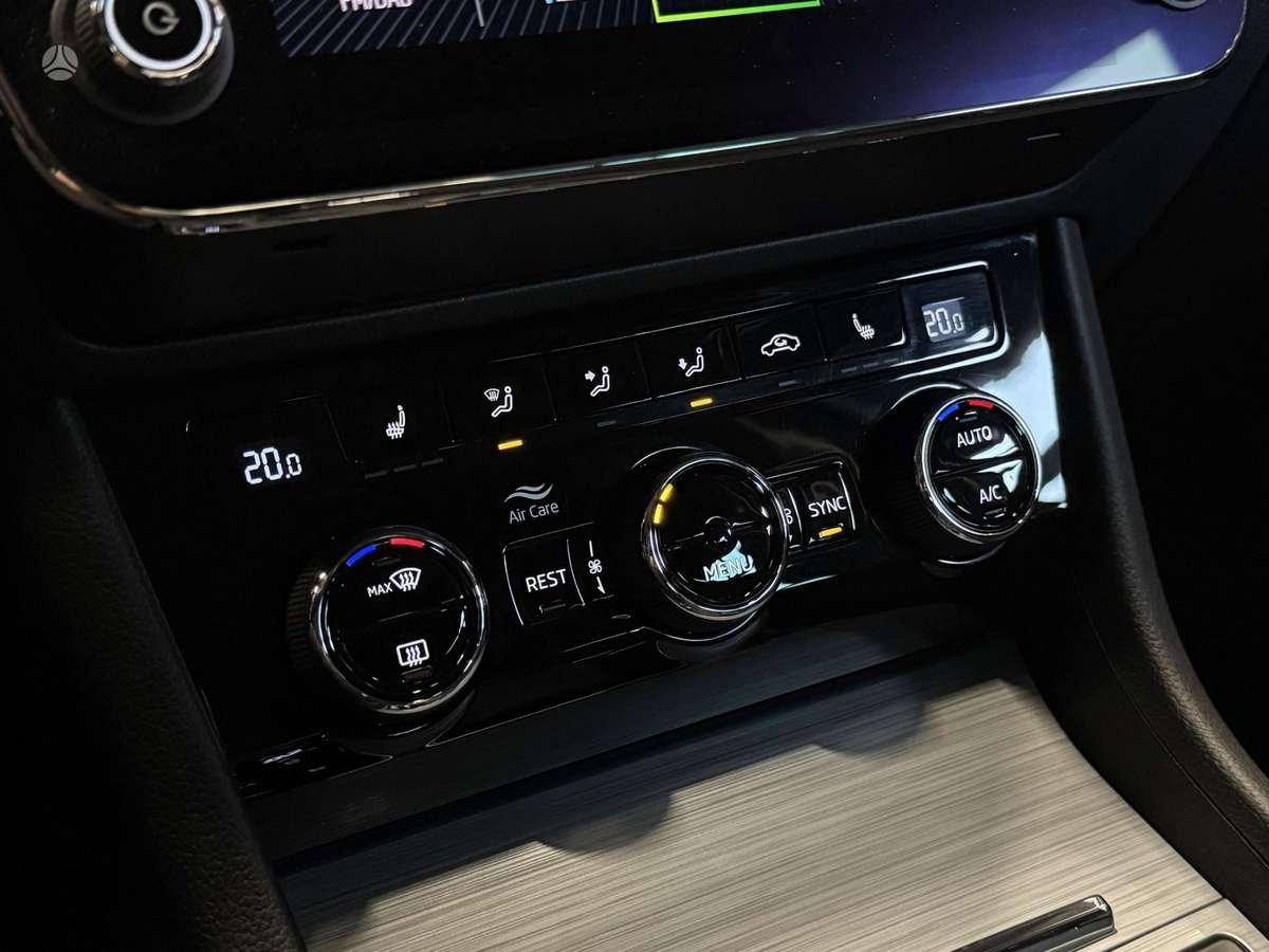 Skoda Superb, 2.0 l., hatchback