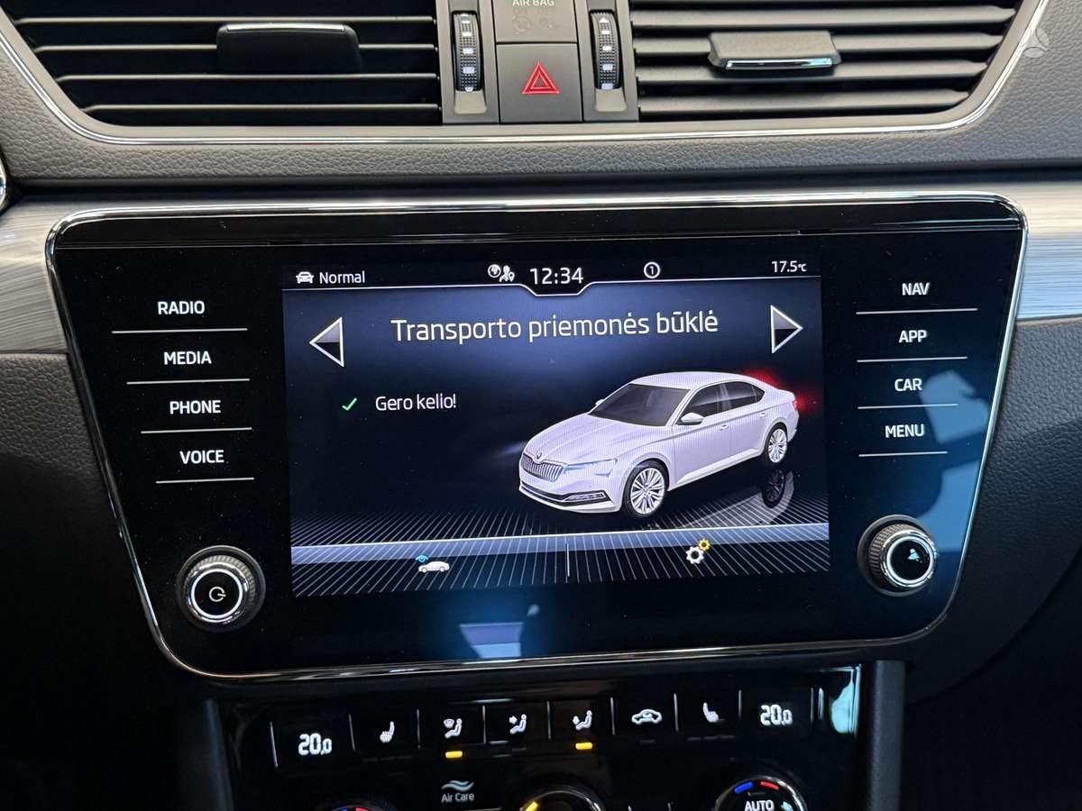 Skoda Superb, 2.0 l., hatchback