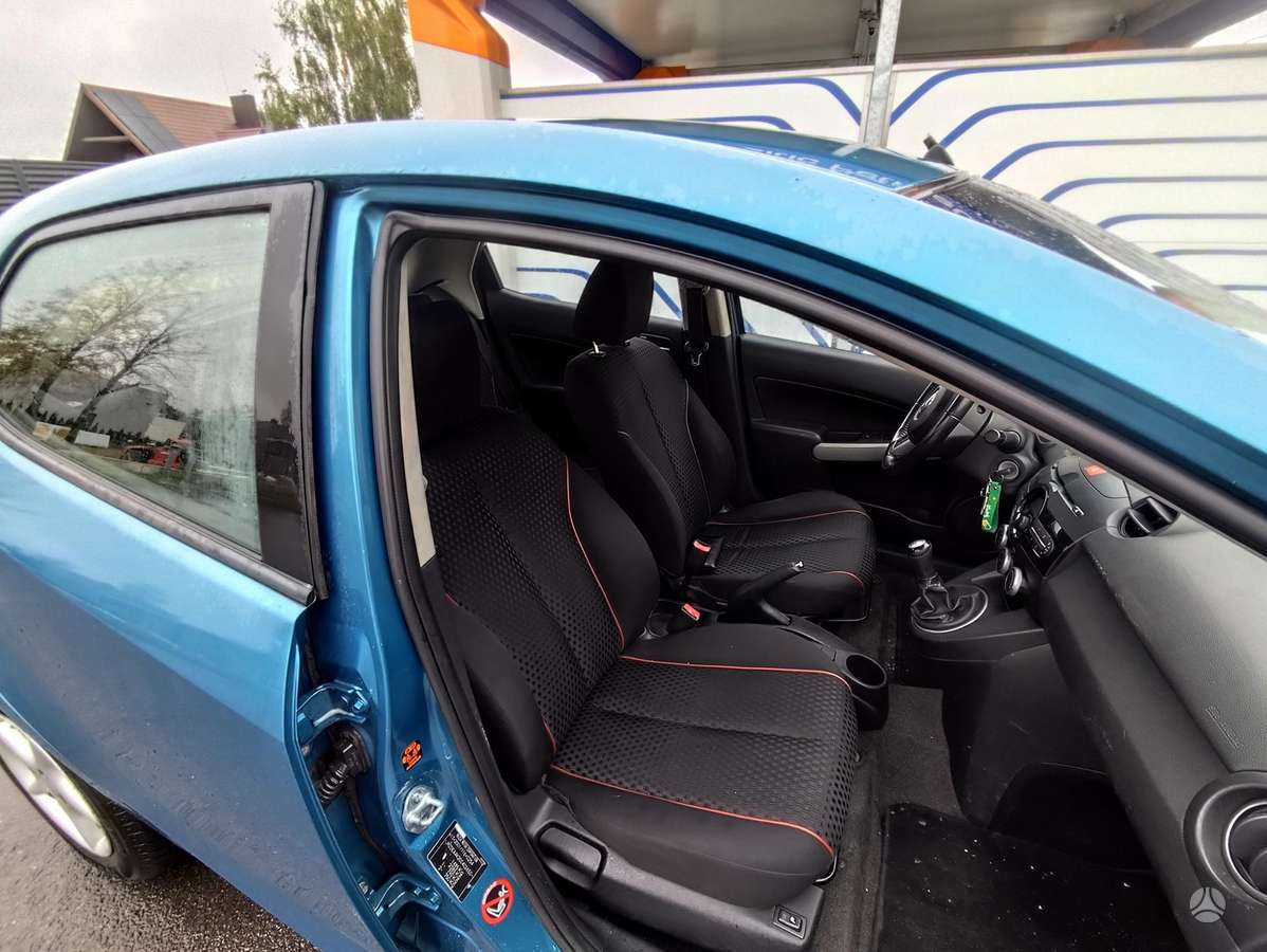 Mazda 2, 1.4 l., Хэтчбек