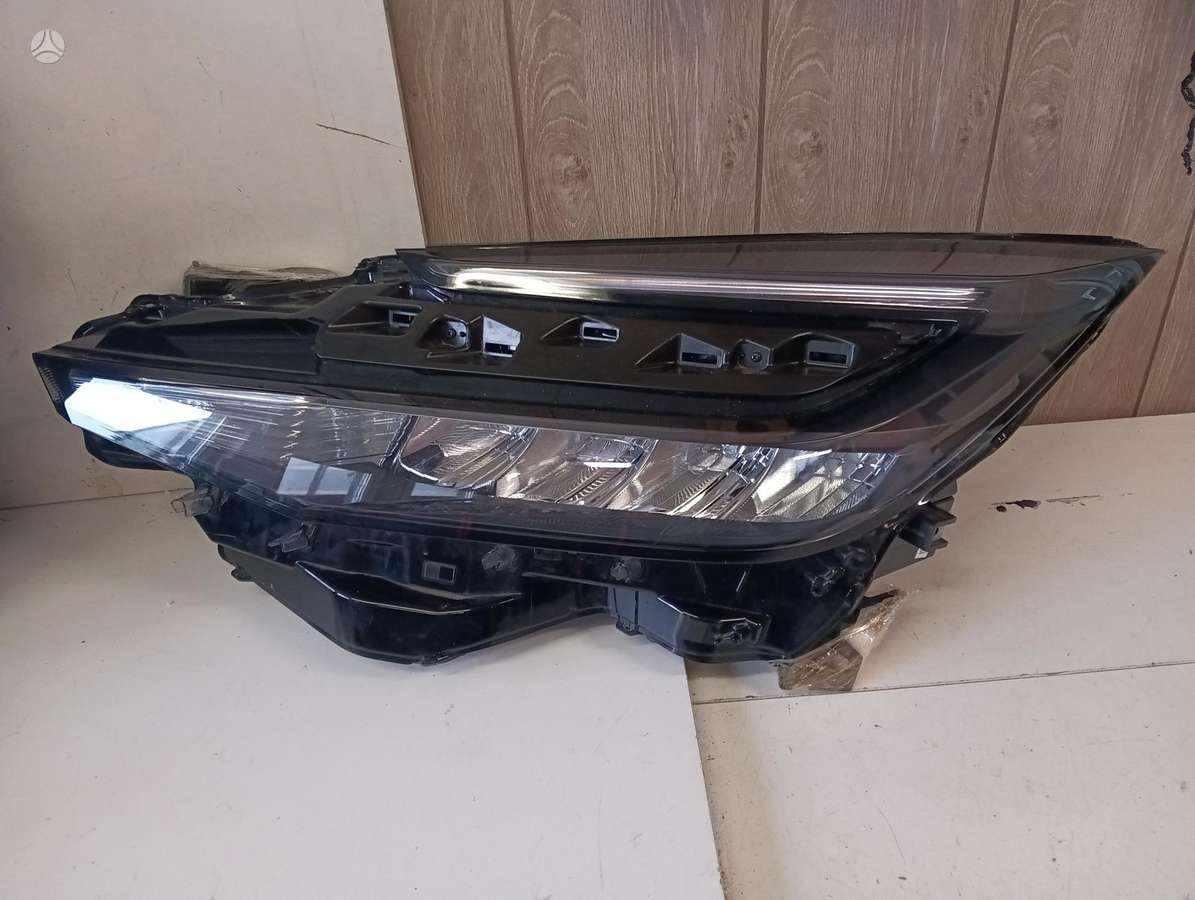 Toyota C-HR детали кузова