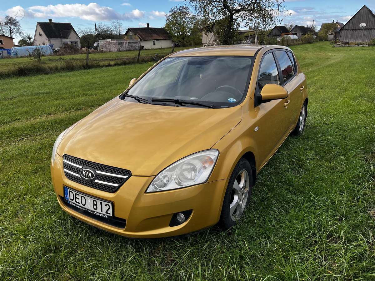 Kia Ceed, 1.6 l., hatchback