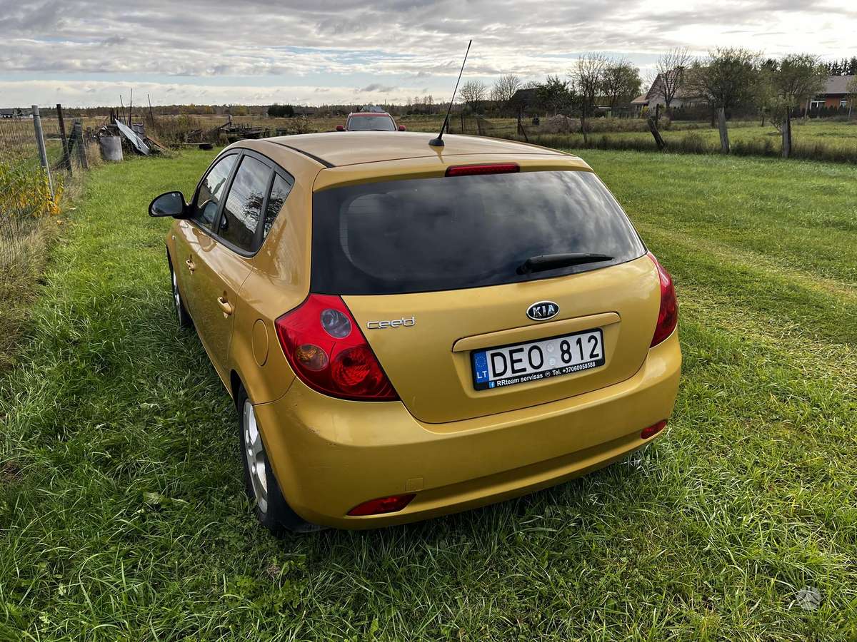 Kia Ceed, 1.6 l., hatchback