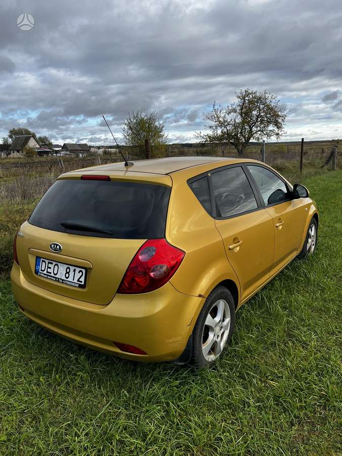 Kia Ceed, 1.6 l., hatchback
