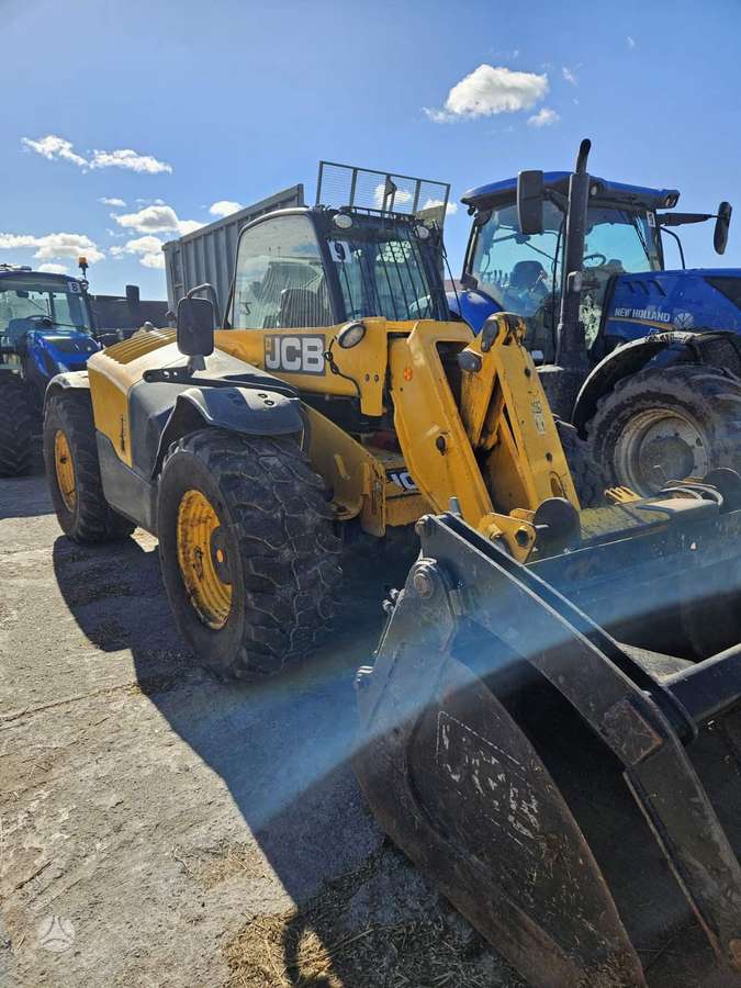 JCB 531.70, самоходные погрузчики