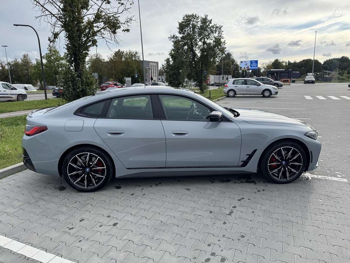 BMW i4, saloon / sedan