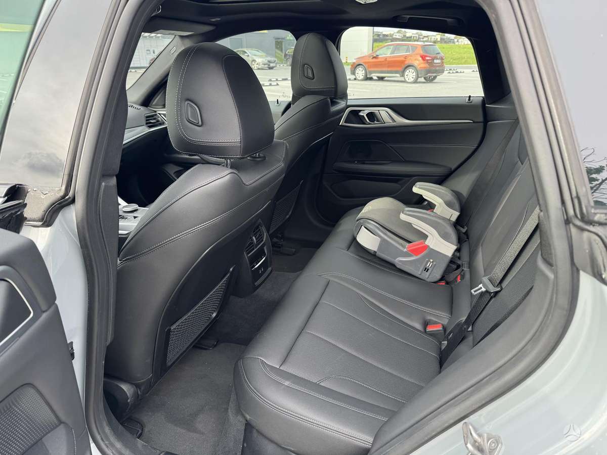 BMW i4, saloon / sedan