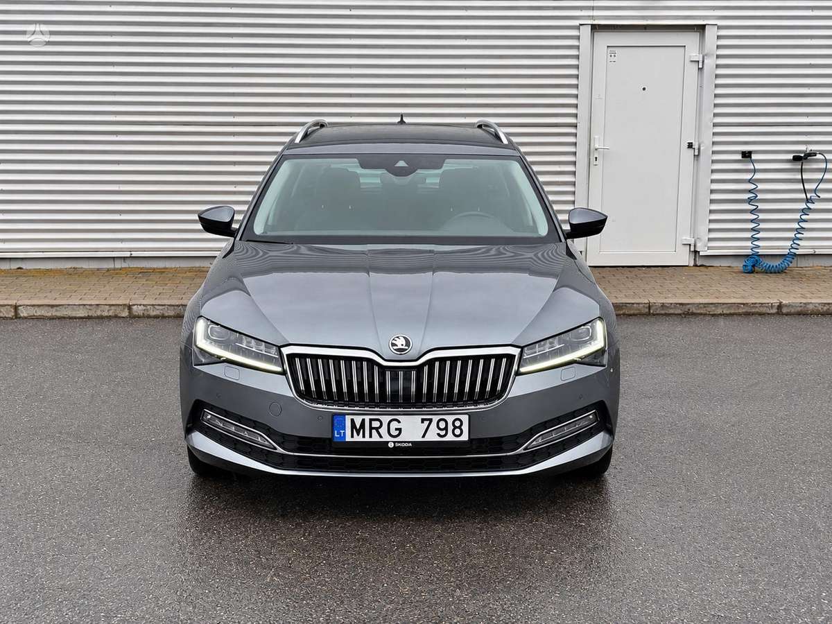 Skoda Superb, 2.0 l., wagon